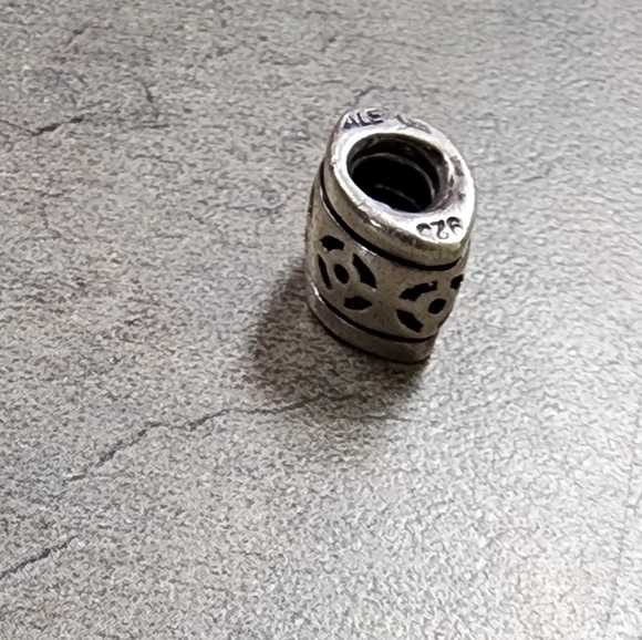 PANDORA Open Circle Pattern Sterling Silver Charm - Picture 5 of 6